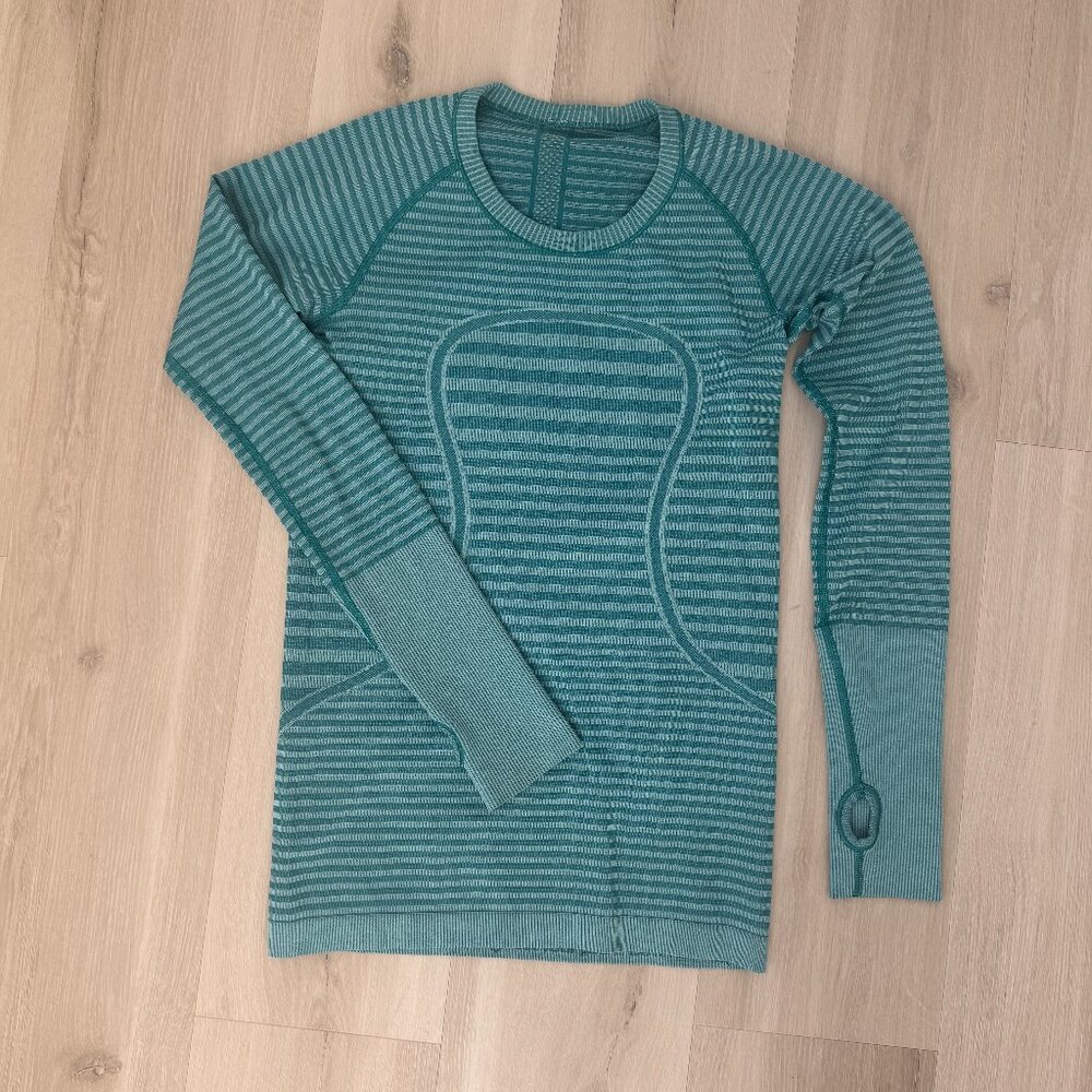 Lululemon long sleeve.  Size 6.  Green